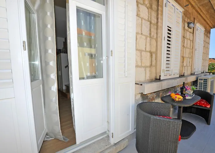 Luxury Nirvana Guest house 4*