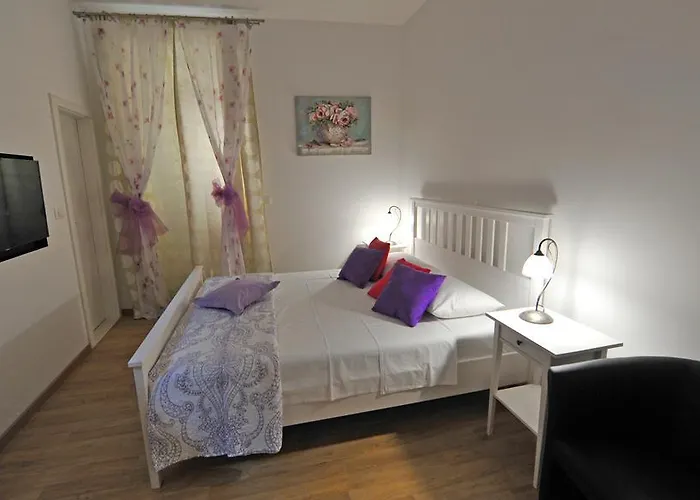 Guest house Luxury Nirvana 4*