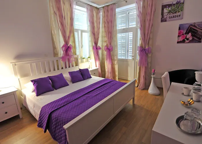 Luxury Nirvana Split