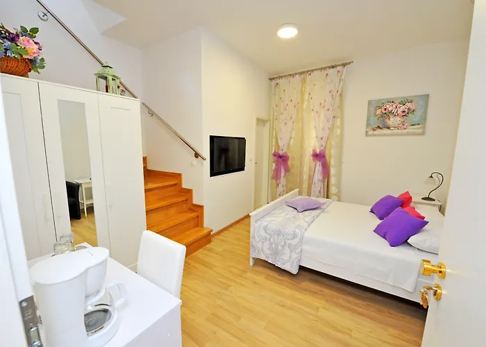 Guest house Luxury Nirvana