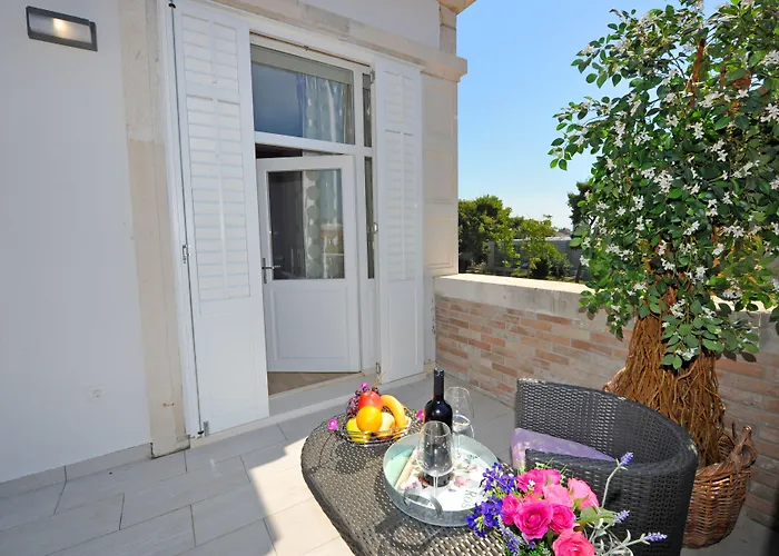 Luxury Nirvana Guest house