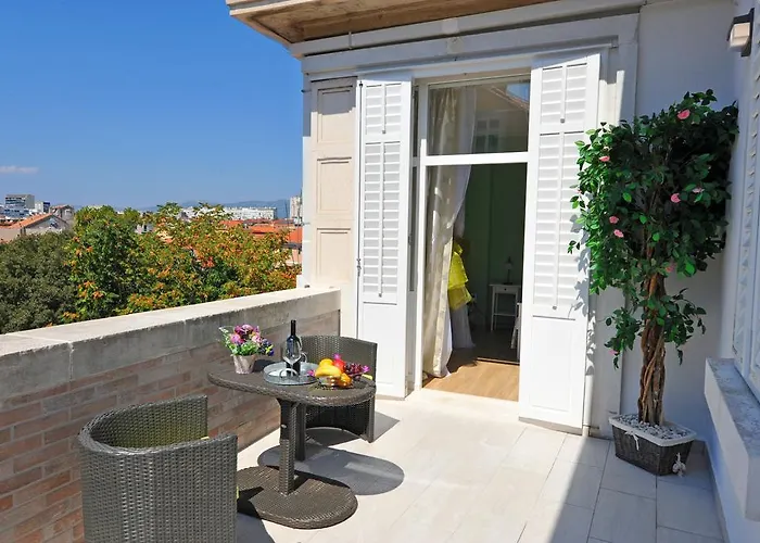 Luxury Nirvana 4* Split