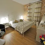 Luxury Nirvana Guest house 4*