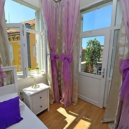 بيت ضيافة Luxury Nirvana