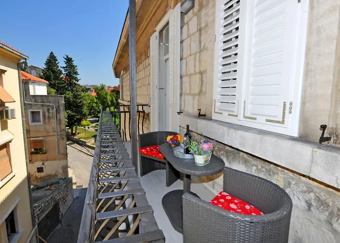 Guest house Luxury Nirvana 4*