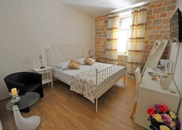 Luxury Nirvana 4* Split