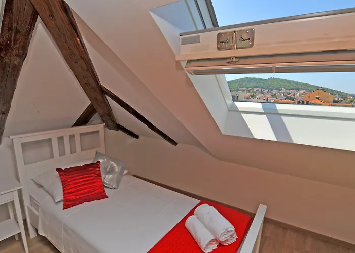 Luxury Nirvana Split