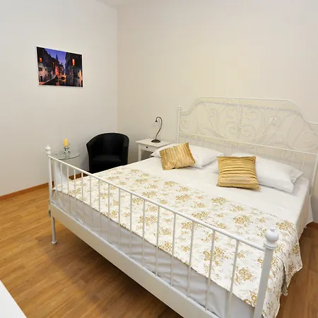 בית הארחה Luxury Nirvana