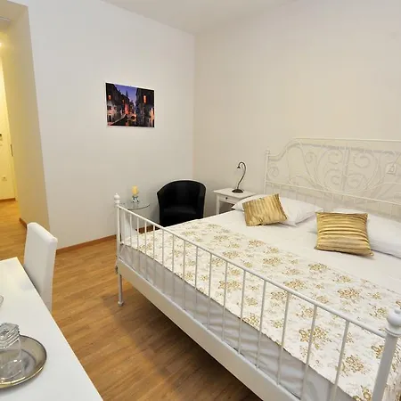 Luxury Nirvana Pensjonat