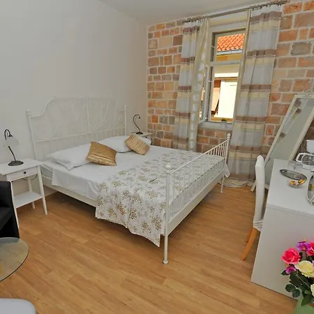 Luxury Nirvana בית הארחה ספליט