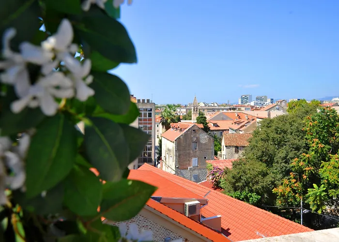 Luxury Nirvana 4* Split